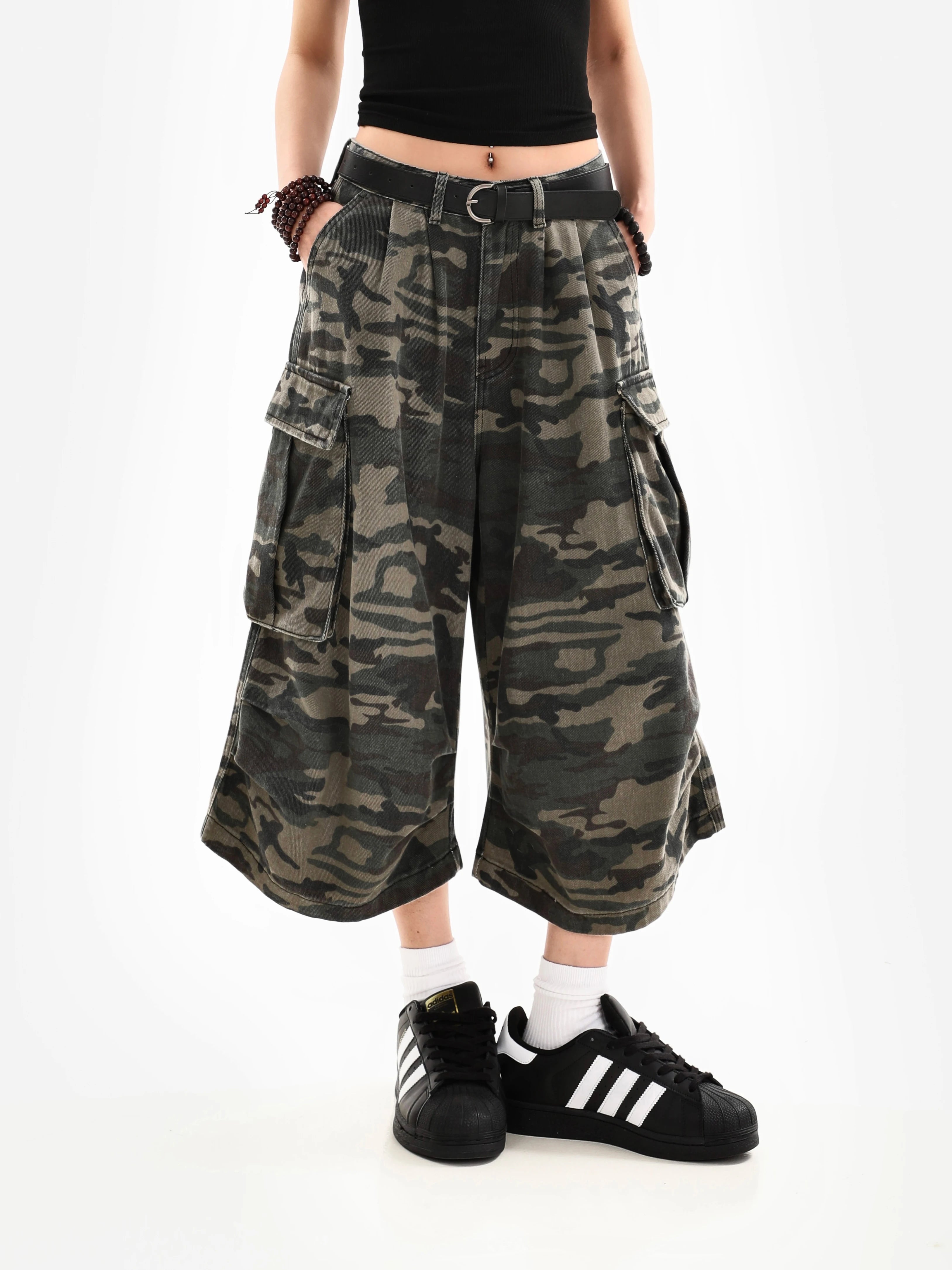 Camo Loose Cargo Capri Shorts